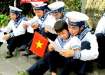 Nói với con về Tổ quốc