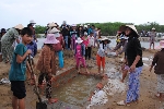 TT-Huế: Điên cuồng đập phá lăng mộ vì lời đồn nhảm 