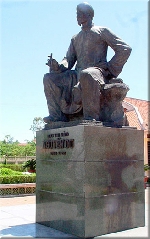 Thơ Sông Hương 11-2005