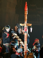 Hân hoan ngày hội 