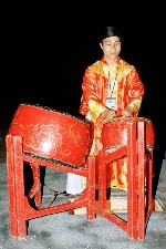 Vai trò trống chiến trong sân khấu hát bộ truyền thống Huế