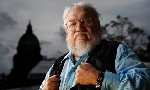 George RR Martin tiết lộ về dự án công việc của mình