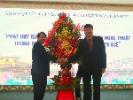 Hội thảo “Phát huy các giá trị văn học nghệ thuật trong phát triển du lịch ở Thừa Thiên Huế”.