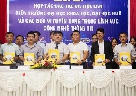 Lễ ký hết hợp tác đào tạo và việc làm giữa trường Đại học Khoa học Huế và các đơn vị tuyển dụng trong lĩnh vực Công nghệ thông tin 