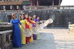 Miễn vé tham quan di tích đối với phụ nữ khi mặc trang phục áo dài truyền thống