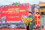 Tuyên dương học sinh danh dự toàn trường tại Lễ Truyền Lô