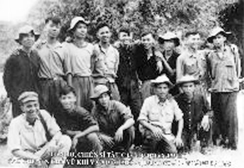 Bác sĩ Đặng Thùy Trâm và tàu không số