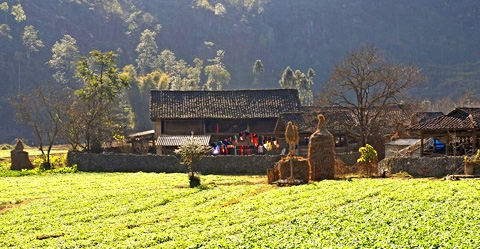 Giữ kho cho cha ông hay sáng tạo?