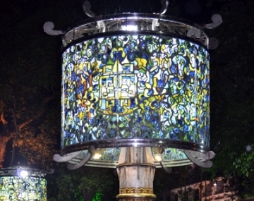 Độc đáo cặp đèn pháp lam tại Festival Nghề truyền Huế 2013