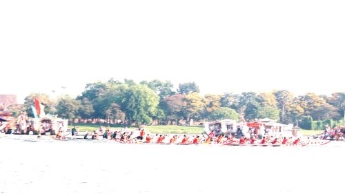 Tưng bừng lễ Hội đua thuyền trên Sông Hương
