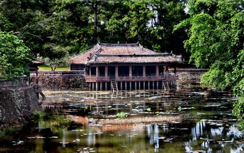 Đừng để lăng Tự Đức nhếch nhác