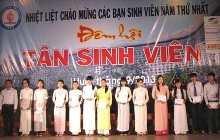 Đêm hội Tân Sinh viên: Chào các giáo sinh tương lai