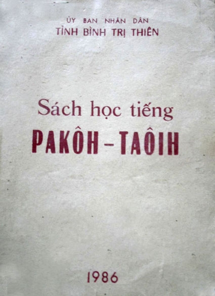 Dạy tiếng dân tộc PaCô- TàÔi và CơTu cho học sinh miền núi từ 2014