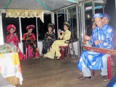 Nỗi niềm Ca Huế