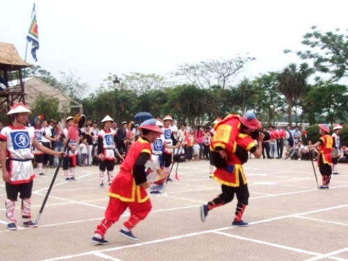 Đấu trí với cờ người