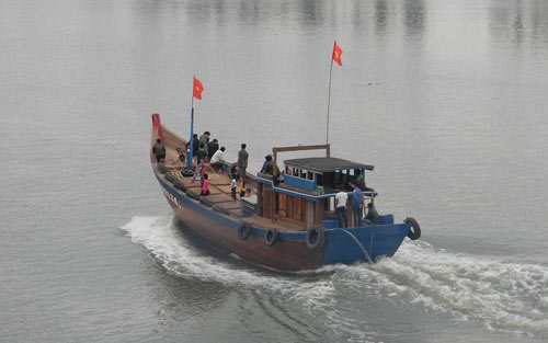 Ngư dân Hoàng Sa, Trường Sa xuất hành đầu năm
