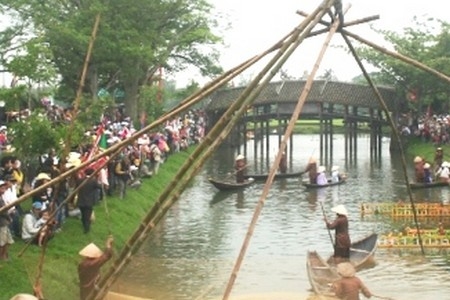 TT- Huế đẩy mạnh khai thác các tuor du lịch mới trong Festival Huế 2014