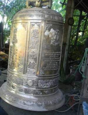 Tăng giá trị kinh tế cho làng nghề đúc đồng truyền thống