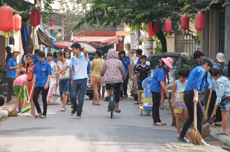 Nam Đông: Hưởng ứng Tuần lễ Quốc gia nước sạch và vệ sinh môi trường năm 2014