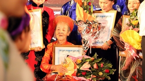 Vĩnh biệt cây đại thụ kịch gia Học Phi và nghệ nhân ca Huế Mộng Điệp