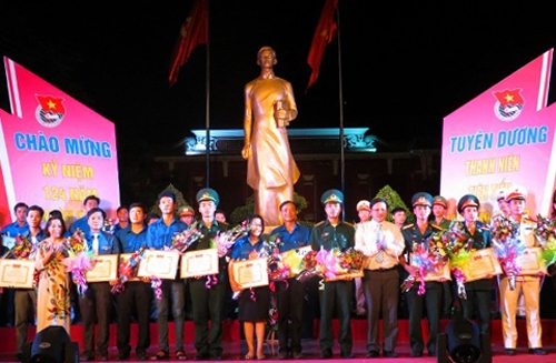 Tỉnh đoàn TT Huế sơ kết 3 năm đẩy mạnh học tập và làm theo tấm gương đạo đức Hồ Chí Minh 