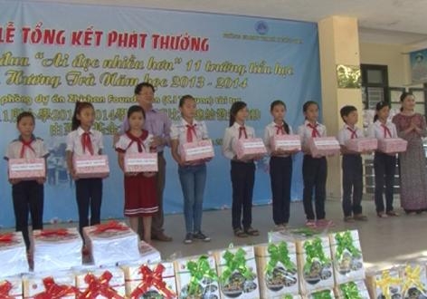 Hương Trà: tổng kết - khen thưởng cho phong trào “ai đọc nhiều hơn”