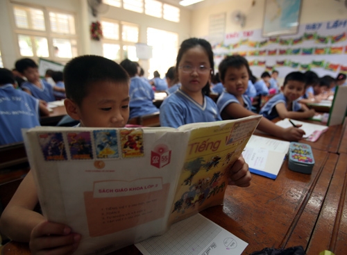 Sách giáo khoa phớt lờ tác quyền