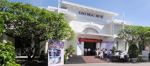 Năm 2014, Đại học Huế có 29 cán bộ đăng ký xét chức danh giáo sư, phó giáo sư.