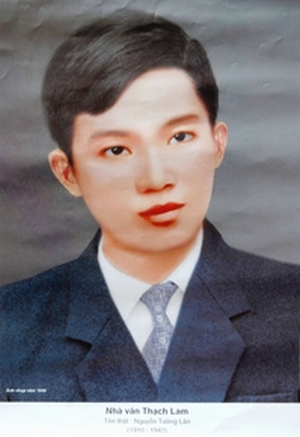 Với Thạch Lam