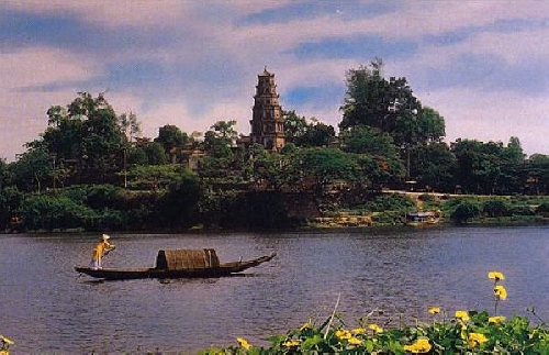 Về Hương Giang