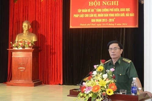 Tập huấn Đề án "Tăng cường PBGDPL cho cán bộ, nhân dân vùng biên giới, hải đảo"