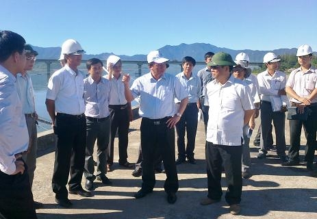 Khảo sát kế hoạch cải tạo cảng Tư Hiền 
