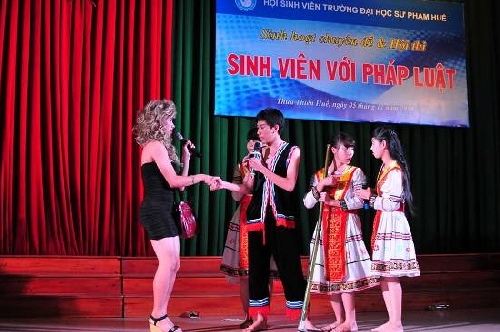 ĐHSP Huế: Hội thi “ sinh viên với pháp luật”.