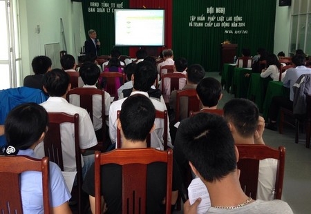 Tập huấn pháp luật lao động và tranh chấp lao động cho các doanh nghiệp Khu công nghiệp