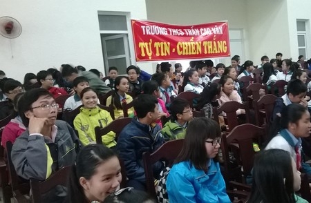 Cuộc thi “Đồng hành cùng cuộc thi giải Toán qua Internet - Violympic” năm học 2014 – 2015