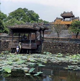 Những ngôi nhà Tạ trong kiến trúc cung đình Nguyễn