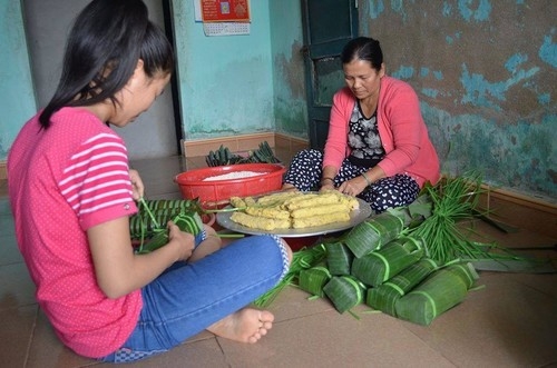 Làng Chuồn trước mùa bánh Tết