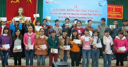 Tổng kết hoạt động năm 2014 và ký kết hợp tác năm 2015 do tổ chức Zhishan Foundation tài trợ