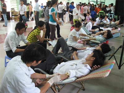 Hương Thủy: Ngày hội hiến máu “Sẻ giọt máu đào - Trao niềm hy vọng”.