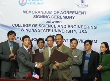  Ký kết hợp tác đào tạo giữa Trường Đại học Winona State, Hoa Kỳ và Trường Đại học Sư phạm - Đại học Huế