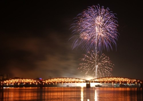 Các địa điểm bắn pháo hoa Giao thừa Tết Ất Mùi 2015 ở Thừa Thiên Huế