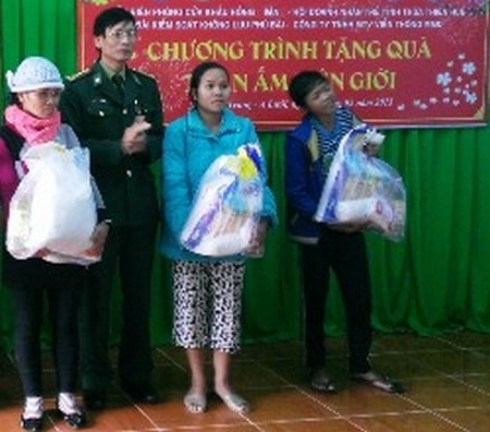Chương trình “Xuân ấm nơi biên giới”