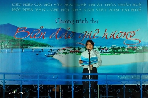 Đêm thơ Nguyên Tiêu 2015 với chủ đề “Biển đảo quê hương” 