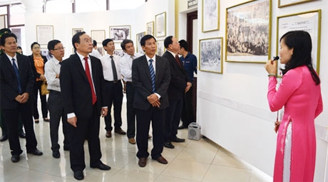 Triển lãm hình tượng Chủ tịch Hồ Chí Minh trong điện ảnh và sân khấu