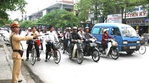 Phong Điền: Ra quân đợt cao điểm đảm bảo trật tự, an toàn giao thông năm 2015.