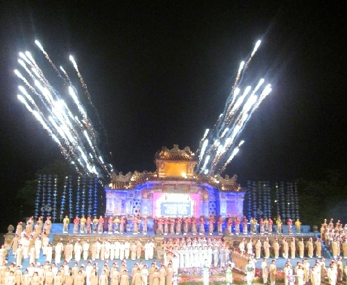 Lễ khai mạc Festival làng nghề truyền thống 2015: Hoành tráng - Ấn tượng - Chuyên nghiệp