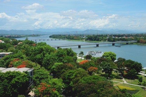 Phát triển đô thị Huế: Lấy sông Hương làm trục không gian chi phối