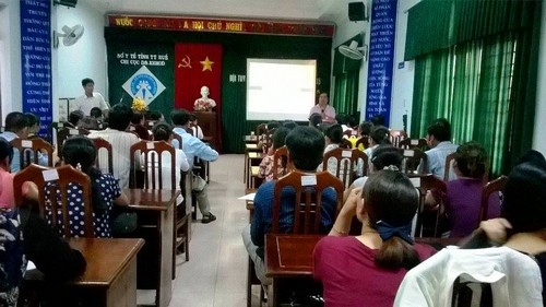 Tập huấn cho các thành viên của Đội tuyên truyền viên và chuyên viên theo dõi Đề án 52
