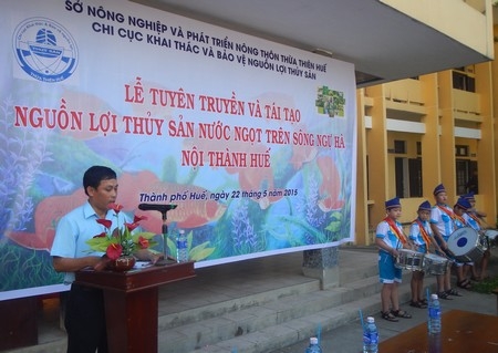 Thả hơn 5 vạn cá nước ngọt trên sông Ngự Hà – nội thành Huế