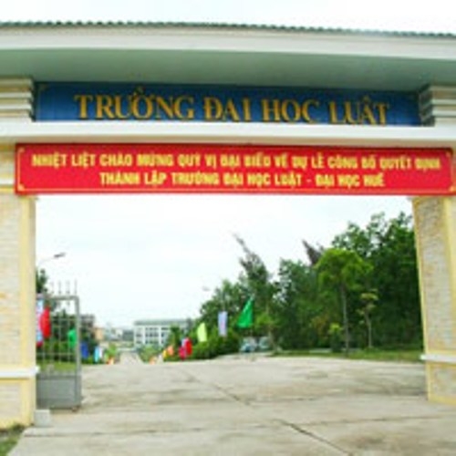 800 chỉ tiêu xét tuyển ngành Luật cho thí sinh miền Trung và Tây Nguyên 